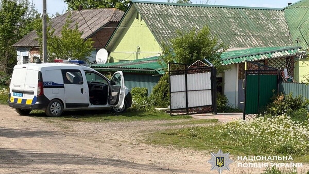 Напад на поліцейських на Хмельниччині: у мережі з’явилося відео з …