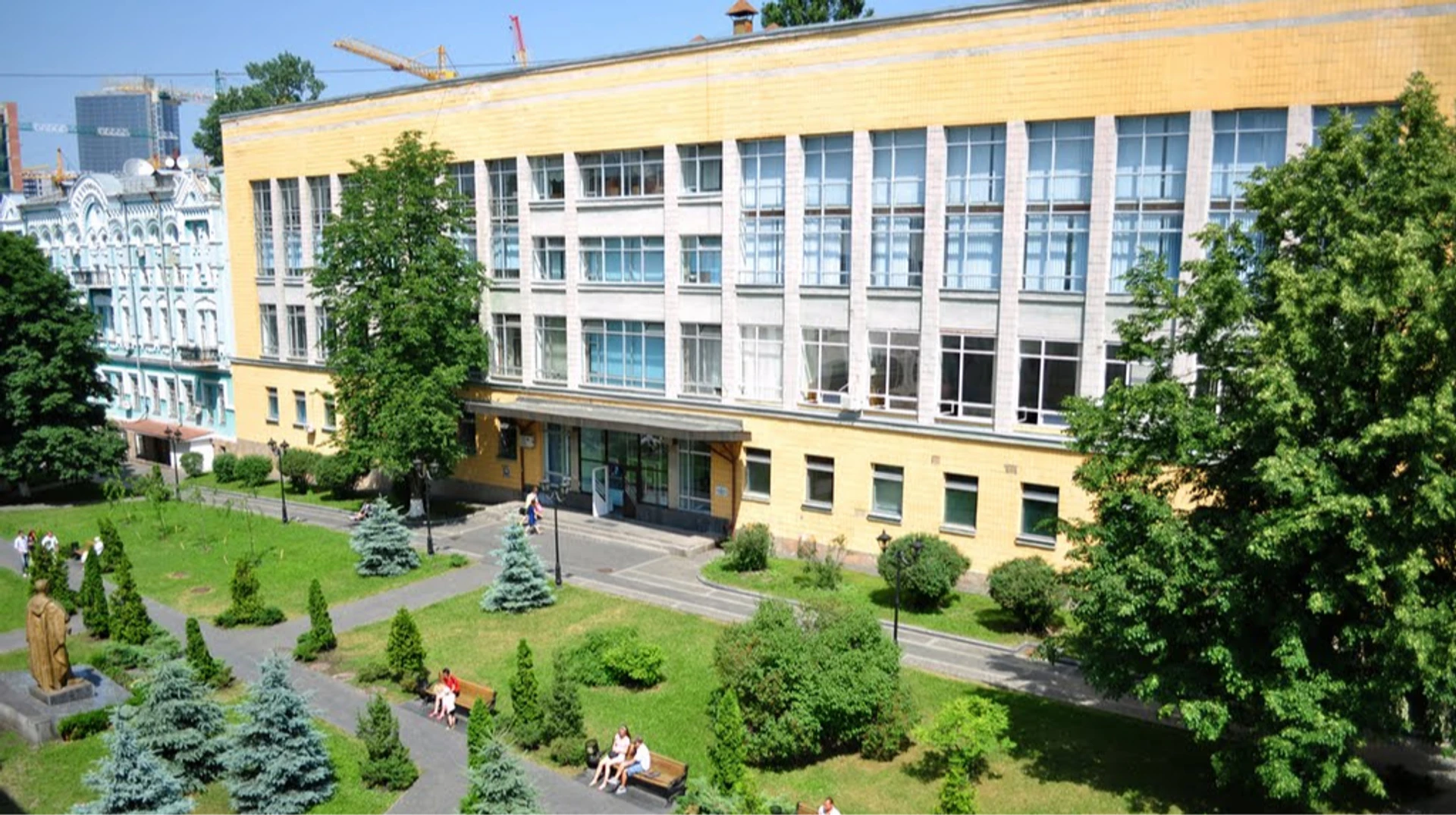 Суд з міністерством, звільнення Пижова, новий в.о. ректора: яка ситуація …