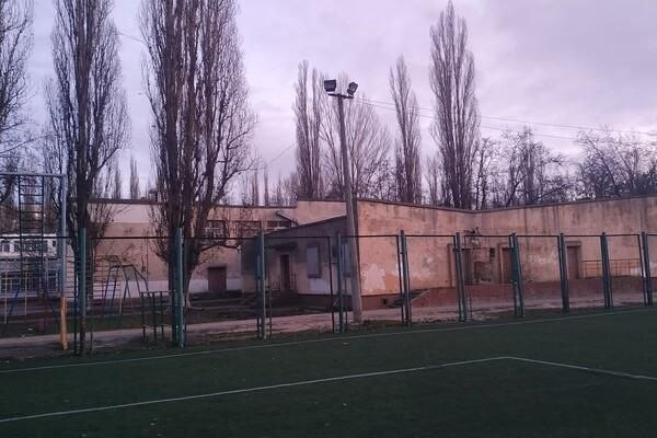 Суд зобов’язав повернути Одесі басейн ліцею №24, приватизований у 1999 …