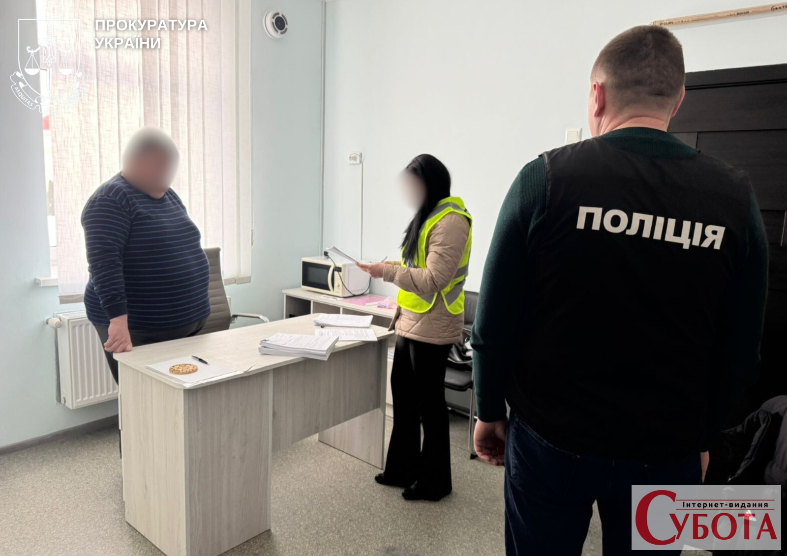 Схема на мільйони: у Житомирі викрили директора коледжу, який «ховав» …