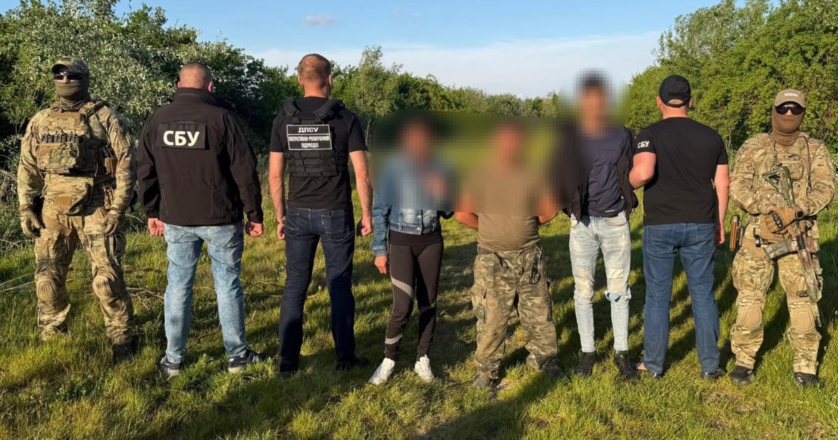 Схеми на $76 тисяч: на Закарпатті викрили 9 переправників за …