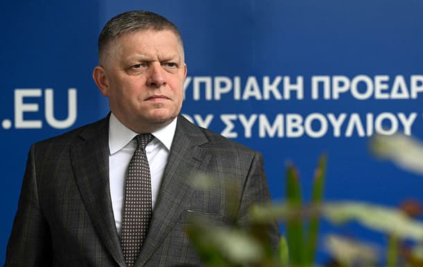 Сікорський: ми можемо пробачити Фіцо візит до Москви, якщо він …