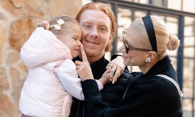 Сімейна ідилія: дружина захисника Шахтаря зачарувала мережу новими кадрами