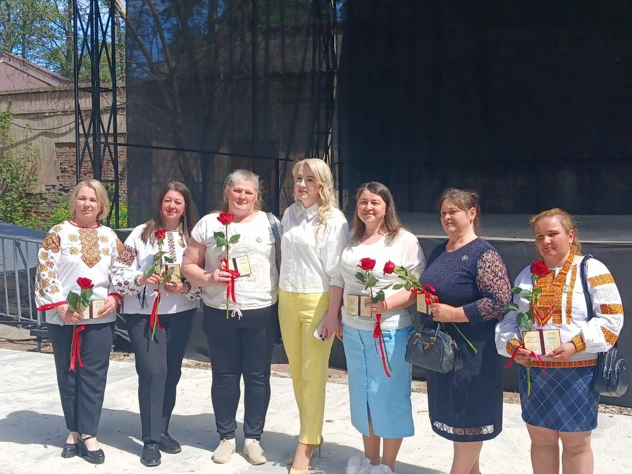 Сім жінок із Косівщини отримали звання «Мати-героїня» (ФОТО)