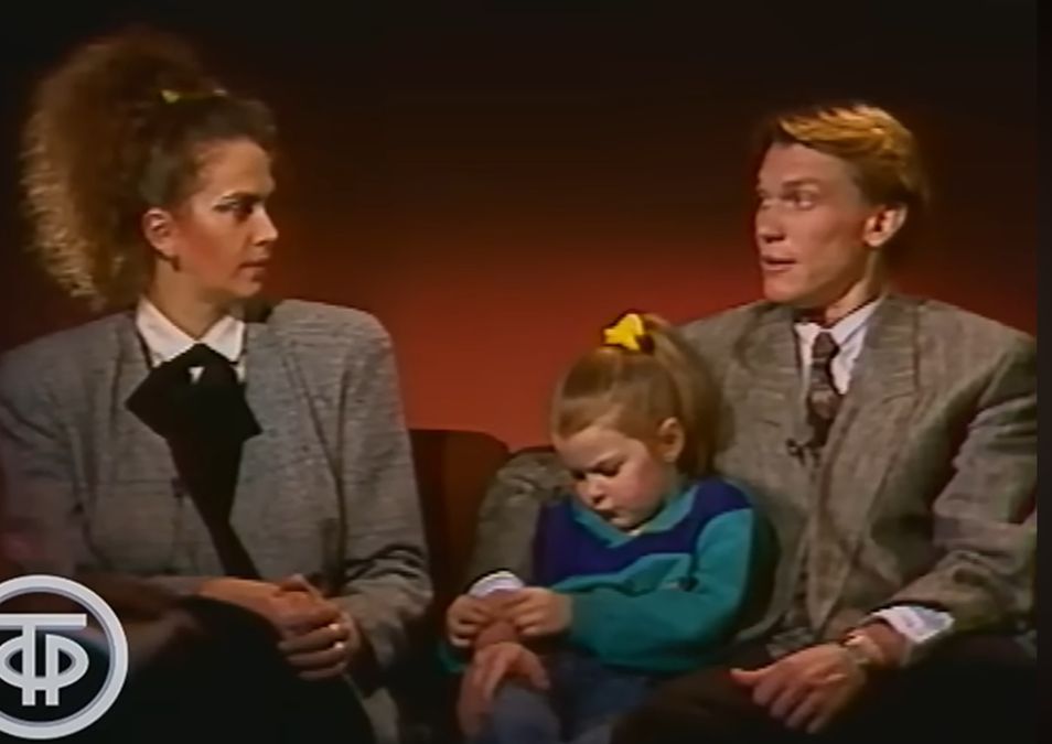 Такими їх майже не бачили: як виглядали дружина та донька …