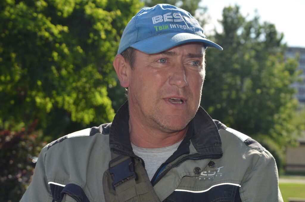 “Твоїх дітей поранило, вони у нас в заручниках”. Росіяни переламали …