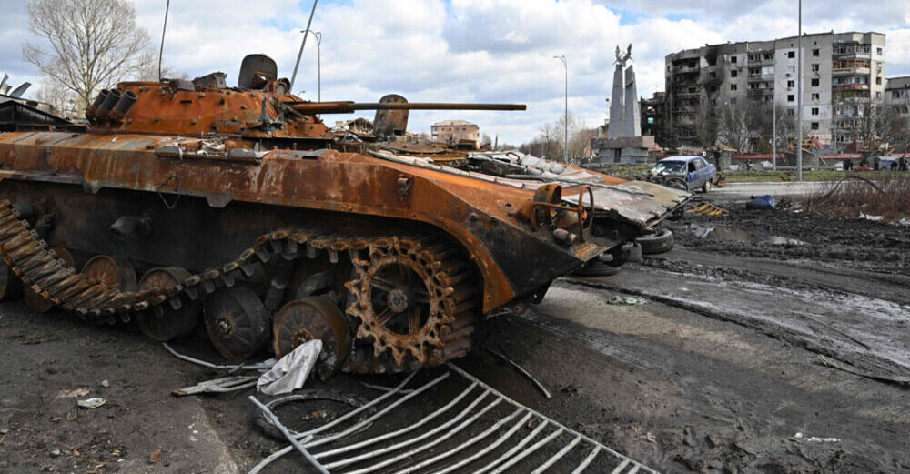 «Твої діти в полоні»: розповідь зв’язківця з Бородянки, якого катували …