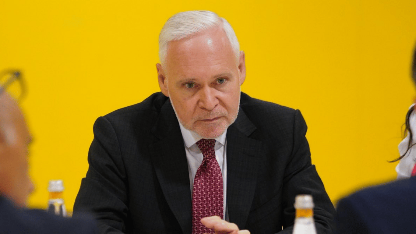 Терехов: Треба повертати українців, а не давати роботу іноземцям