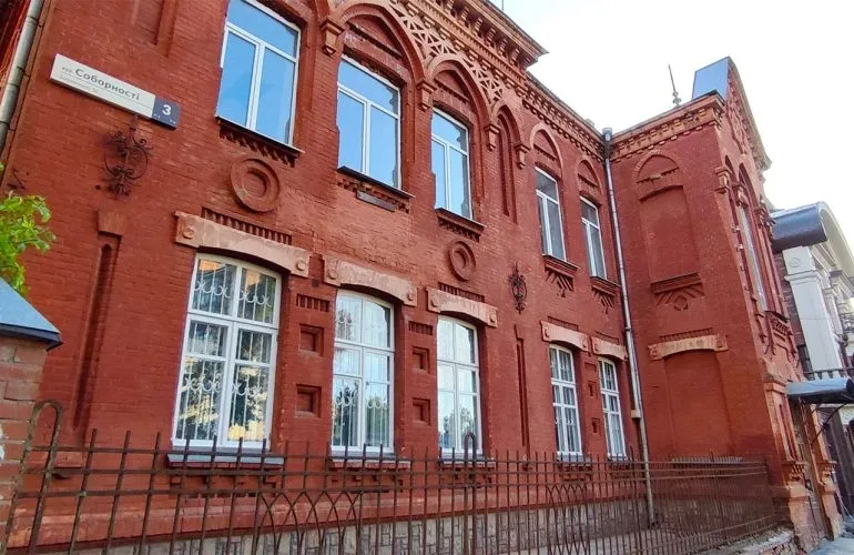 У Полтаві будинок Глейзера потребує термінового ремонту через ризик обвалу …