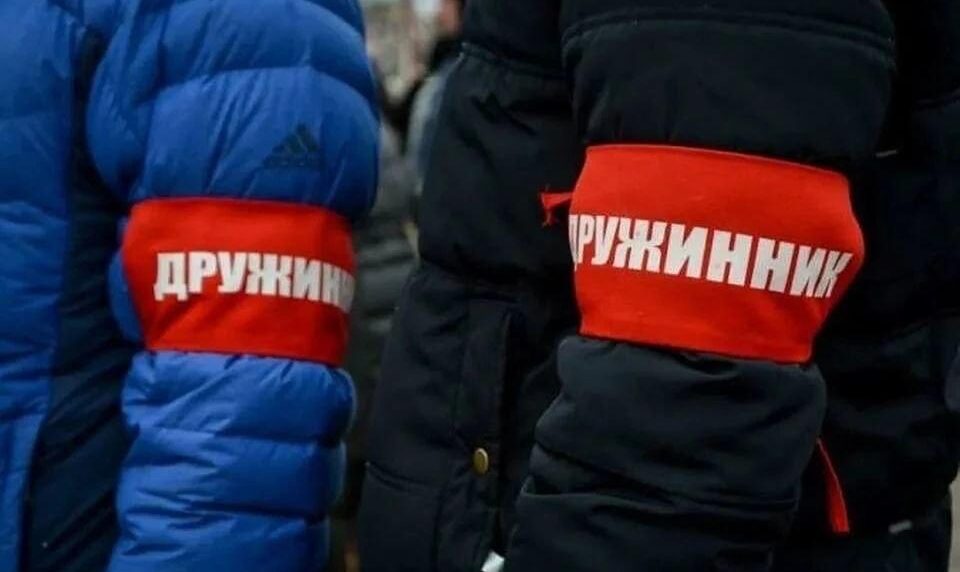 Тотальний контроль: російські загарбники створюють «кібердружини» для стеження за молоддю …
