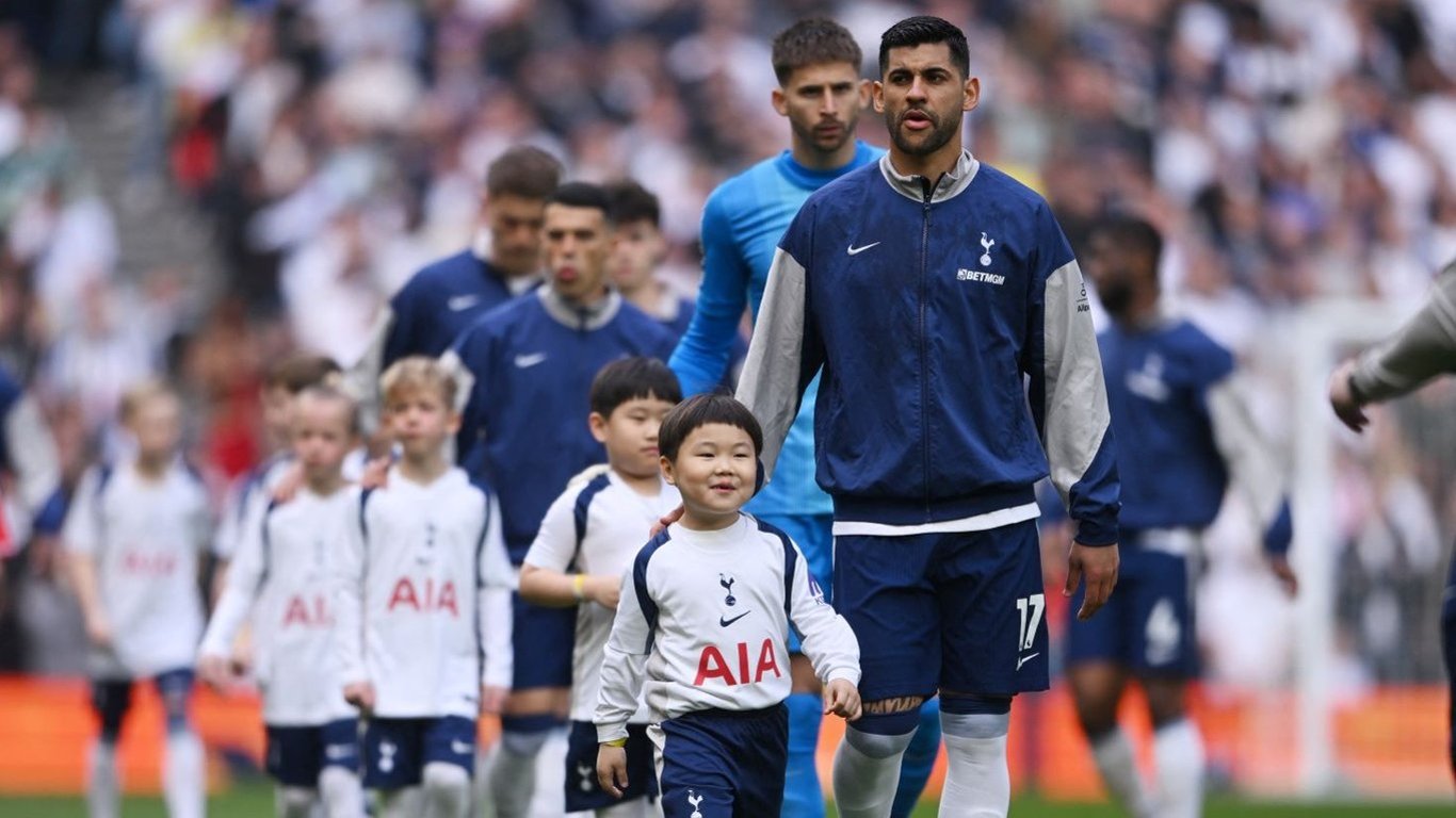 Тоттенгем розглядає на посаду тренера колишніх наставників Шахтаря та Челсі