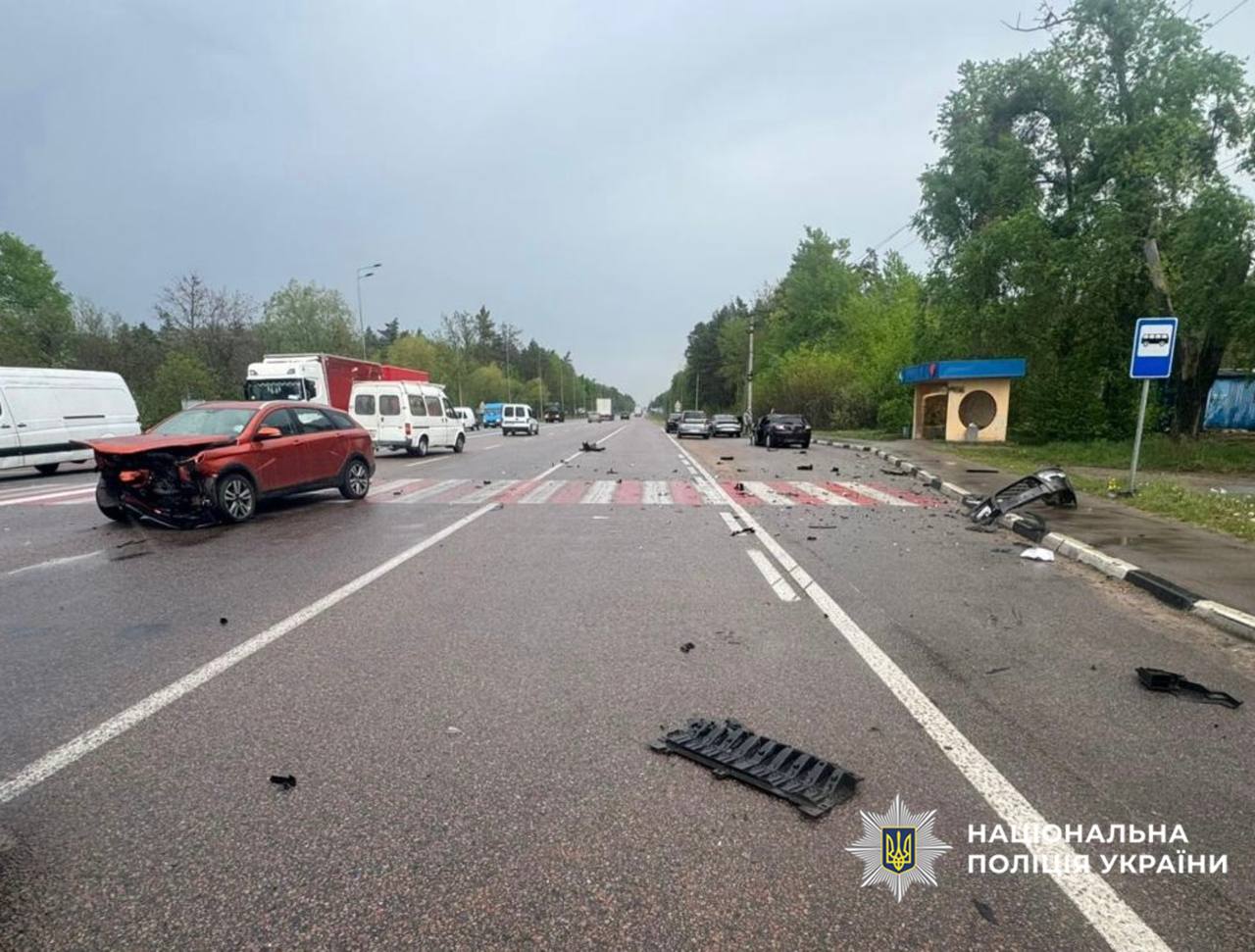 Травмував двох пасажирок: житомирські поліцейські розпочали розслідування ДТП, вчиненої нетверезим …