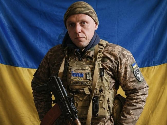 Три місяці боровся за життя: помер боєць із селища на …