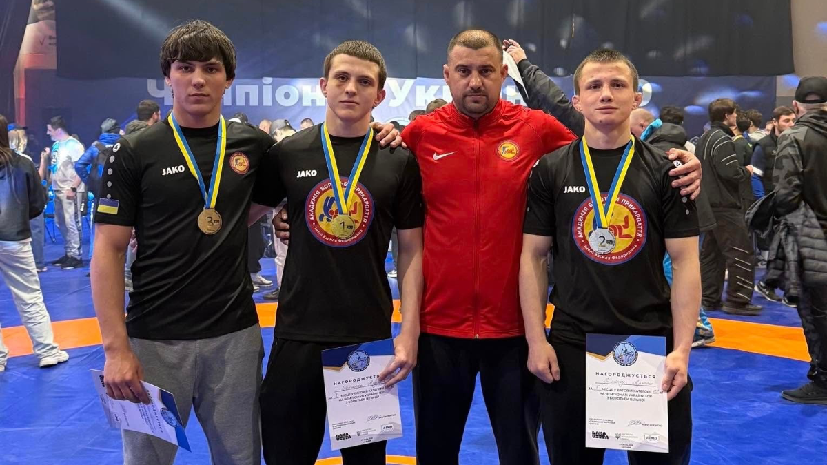 Троє прикарпатців здобули нагороди на чемпіонаті України з вільної боротьби