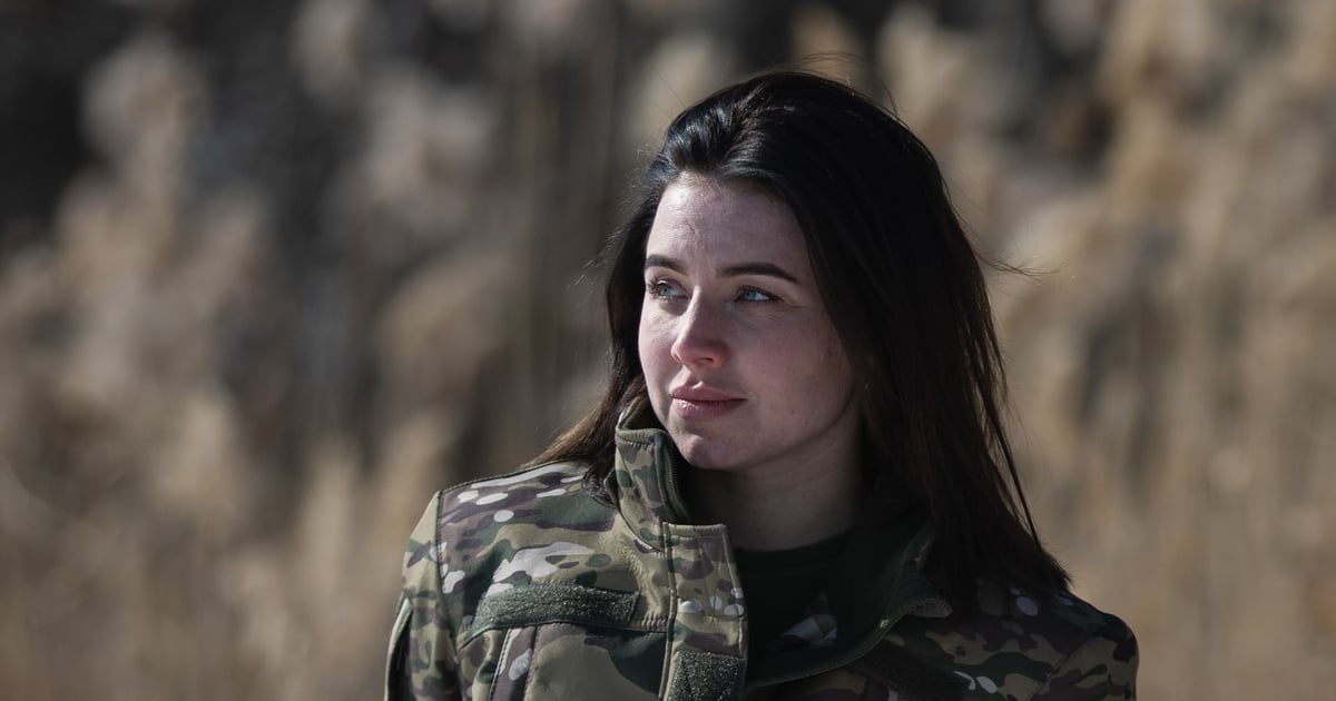 У Києві попрощалися із Квіткою — загиблою захисницею Вікторією Бобровою …