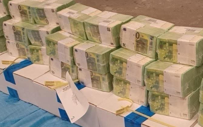 Угорщина повернула Україні конфісковані кошти «Ощадбанку» після інциденту з інкасаторами