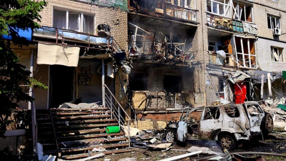 Удар по Павлограду: п’ятеро поранених, серед них дитина, пошкоджена багатоповерхівка