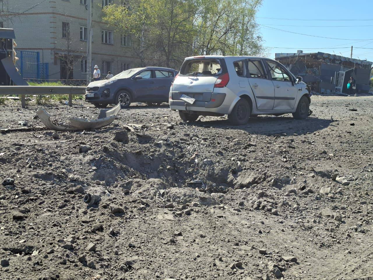 Окупанти вгатили по Мерефі: четверо загиблих та 16 поранених внаслідок …