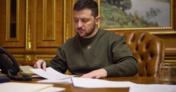 Україна запровадила санкції проти сусідньої країни: Зеленський розкрив деталі