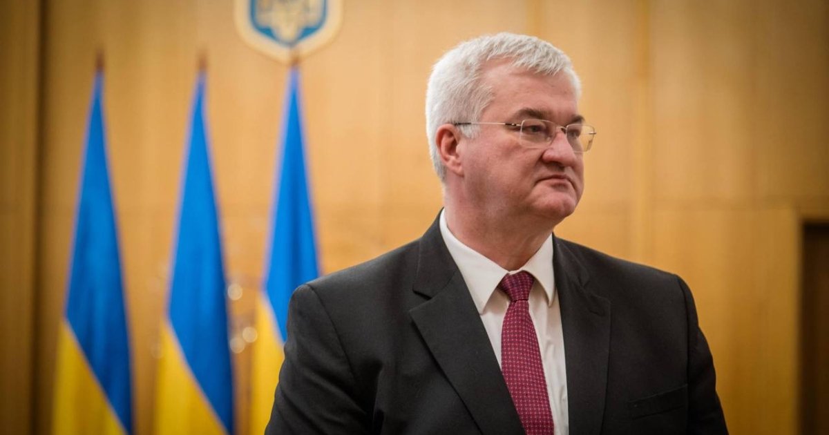 Україна намагається домовитись з Росією про "аеропортове перемир'я"