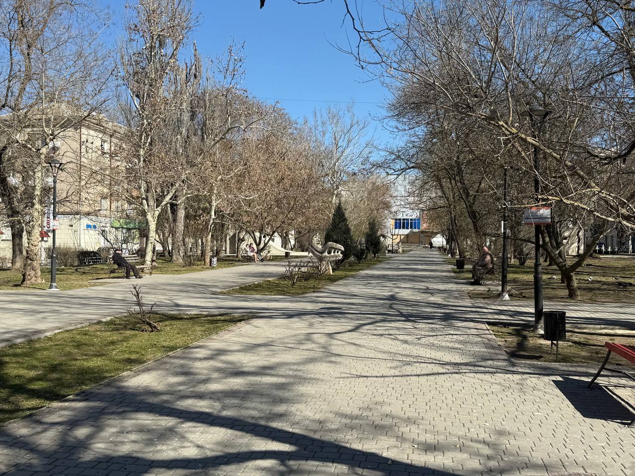 Українська мова переважає в публічному просторі херсонців, але вдома зберігається …