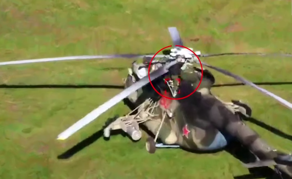 Українські дронарі уразили два гвинтокрили у Воронезькій області РФ. Відстань …