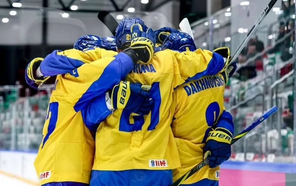 Українські хокеїсти знову в елітному дивізіоні чемпіонату світу