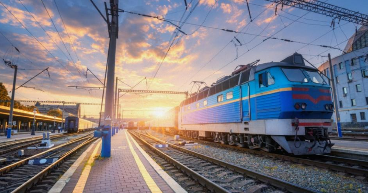 "Укрзалізниця" встановлює 800 мобільних укриттів по всій Україні