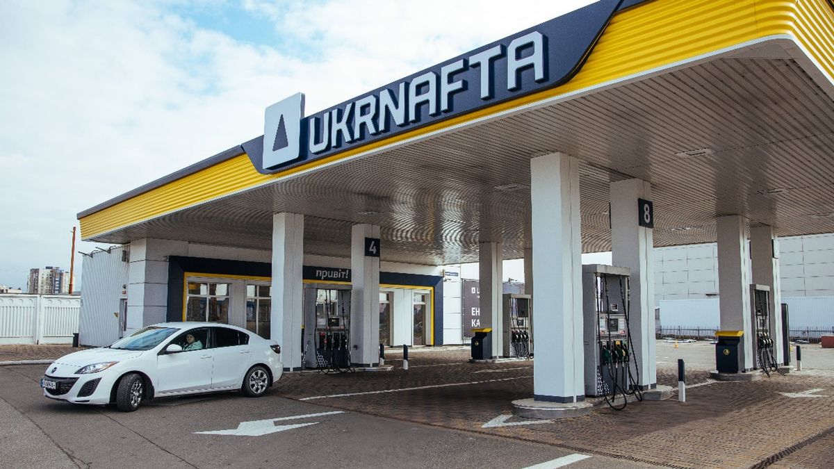 Укрнафта посіла перше місце за обсягом продажу пального та випередила …