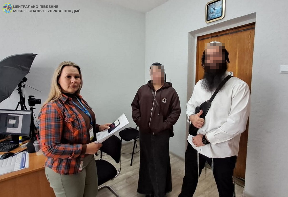 Уманські міграційники виявили 18-річну нелегалку із Ізраїлю