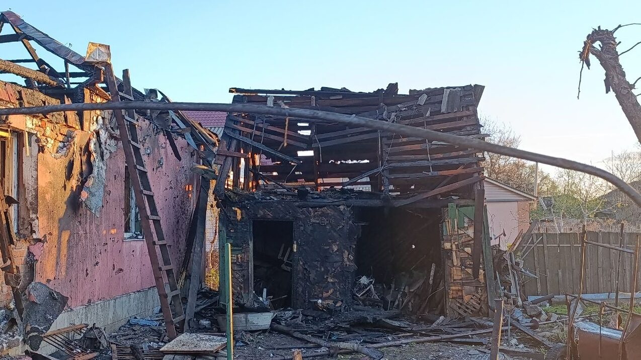 Унаслідок удару по Ніжину постраждала домівка енергетика (Фото)