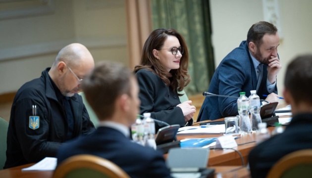 Уряд виділяє ще 3 мільярди з резервного фонду на нові …