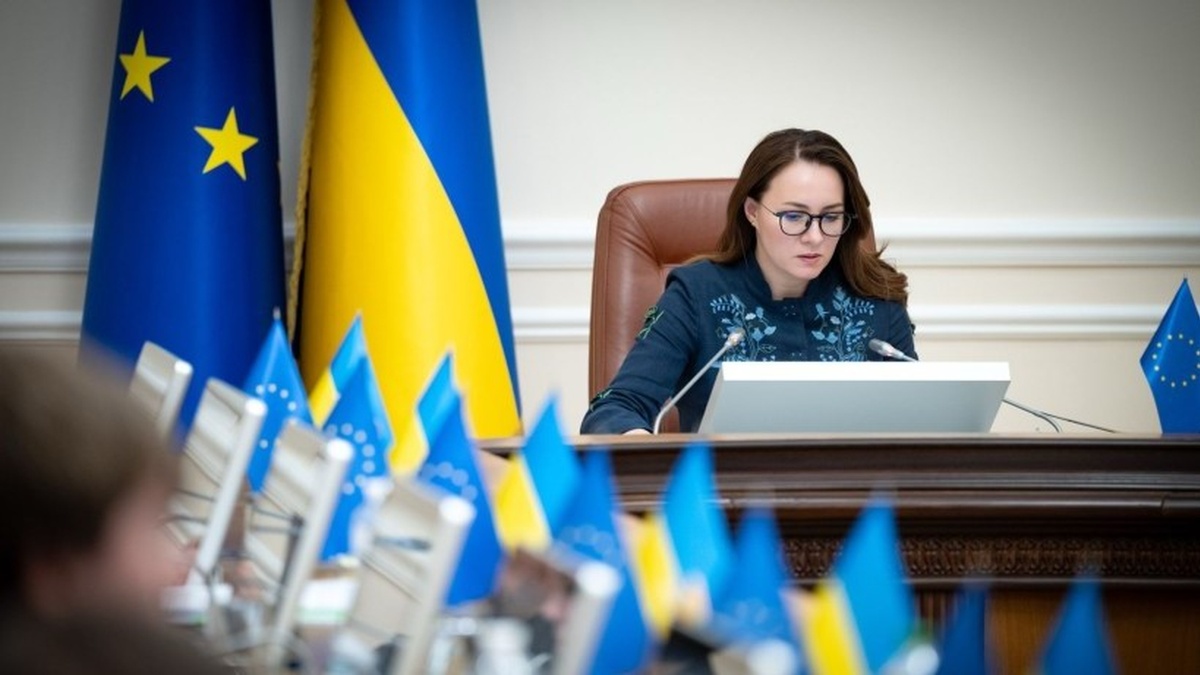 Уряд доручив регіонам прискорити підготовку освітніх закладів до зими – …