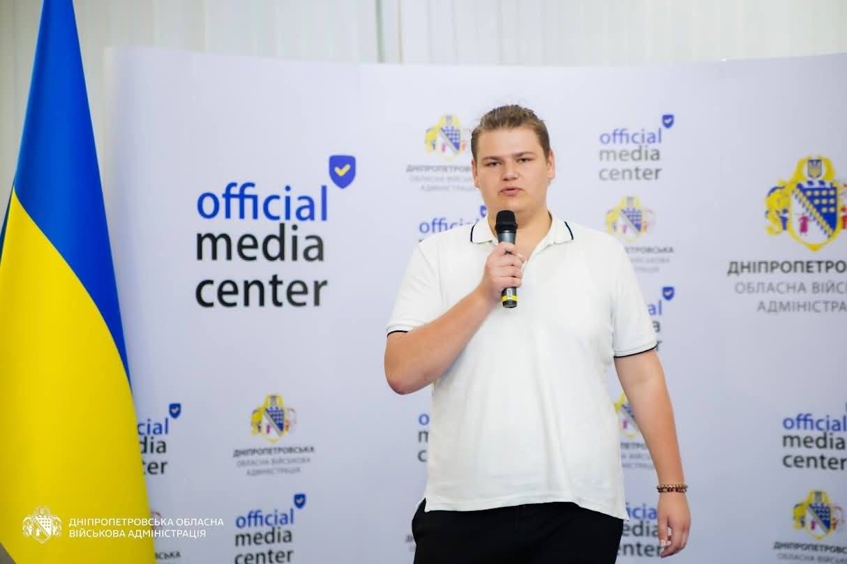 Учень Наукового ліцею Кам’янського отримав президентську стипендію