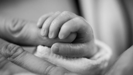 На Харківщині засудили колишнього гінеколога через смерть дитини під час …