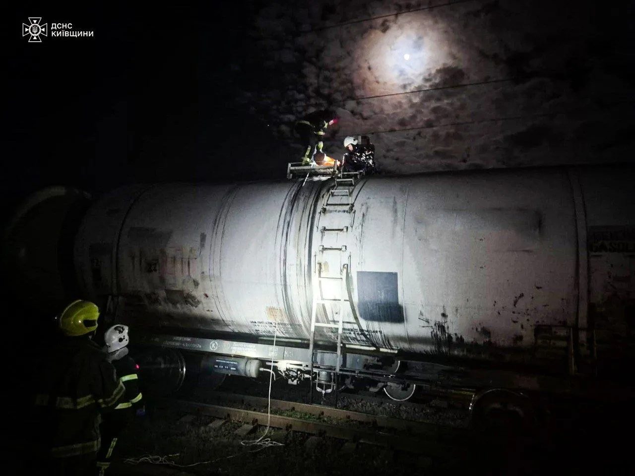 У Білій Церкві підліток отримав сильне ураження струмом на даху …