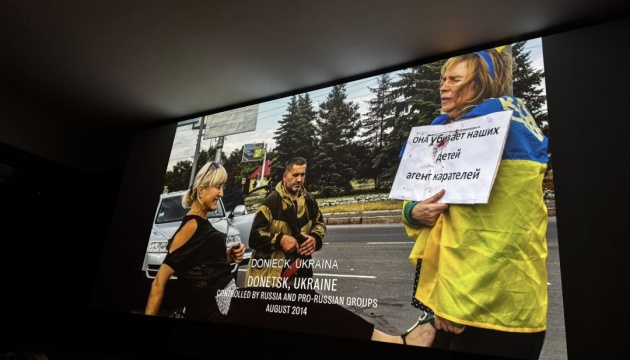 У Варшаві показали документальний фільм «Сліди» про сексуальні злочини росіян …