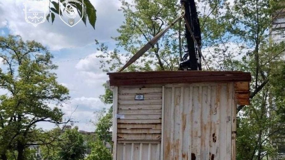 Мінус МАФ: у середмісті Запоріжжя знесли чергову незаконну точку