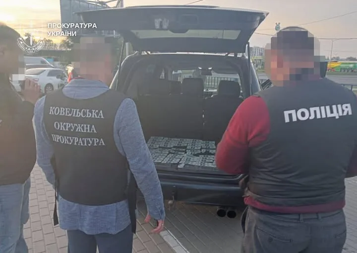 У Володимирі викрито схему контрабанди авто для ЗСУ