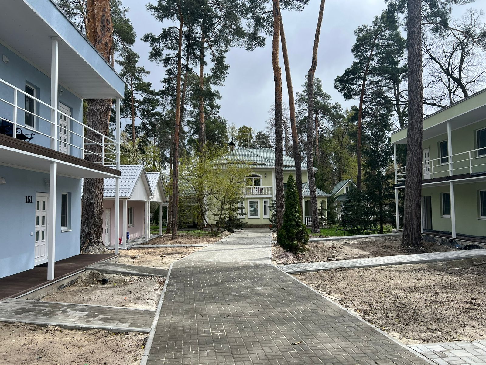 У Ворзелі запрацювала третя фаза пансіонату для переселенців літнього віку
