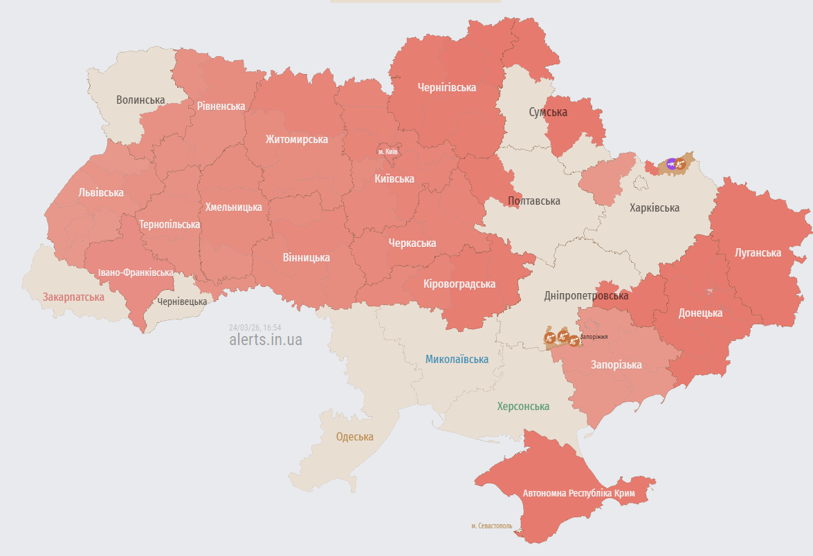 У Вінниці пролунали вибухи: над містом піднявся стовп чорного диму