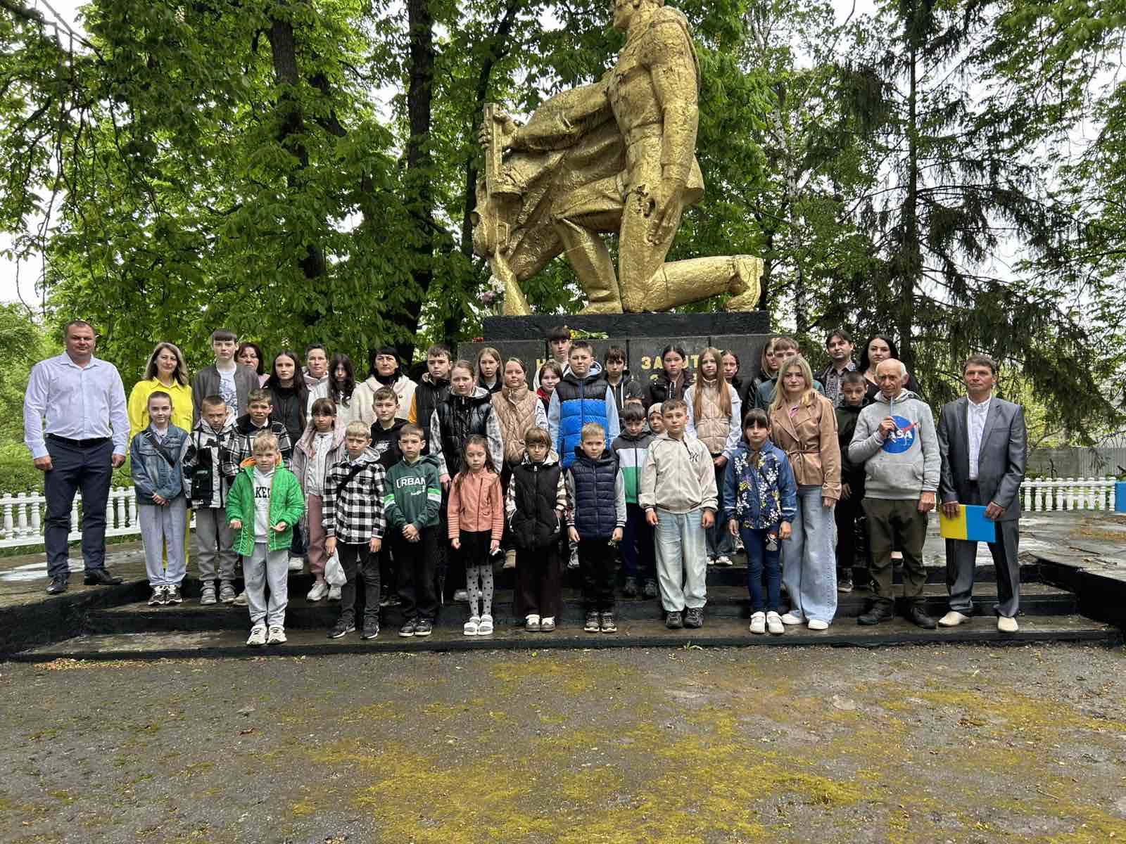 У Гармаках вшанували пам’ять загиблих у Другій світовій війні