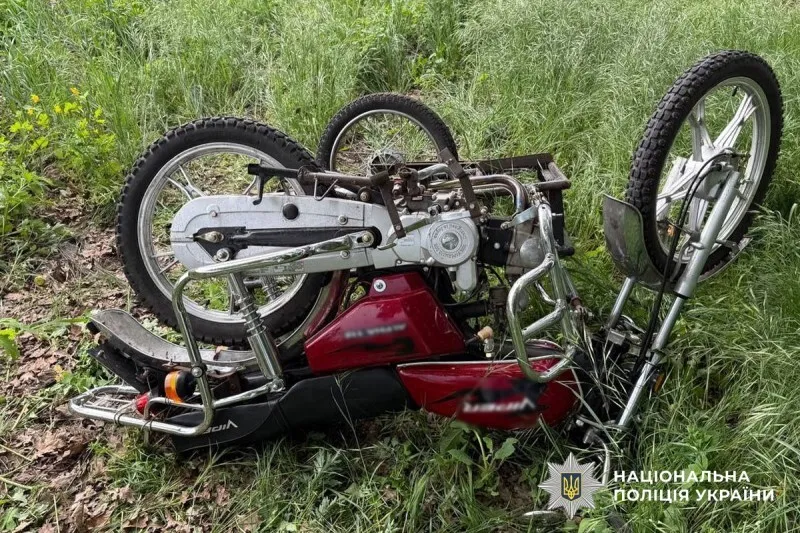 У Градизьку 81-річний мотоцикліст постраждав в аварії — поліція