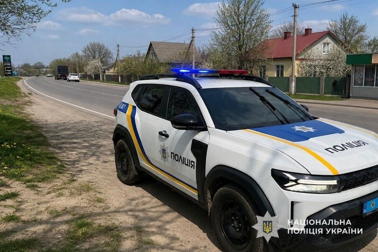 У Дніпровському районі дезертир обдурив пенсіонера