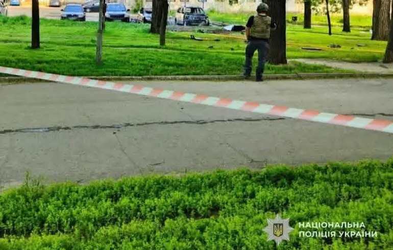 У Дніпрі вибухнув автомобіль: двоє поранених
