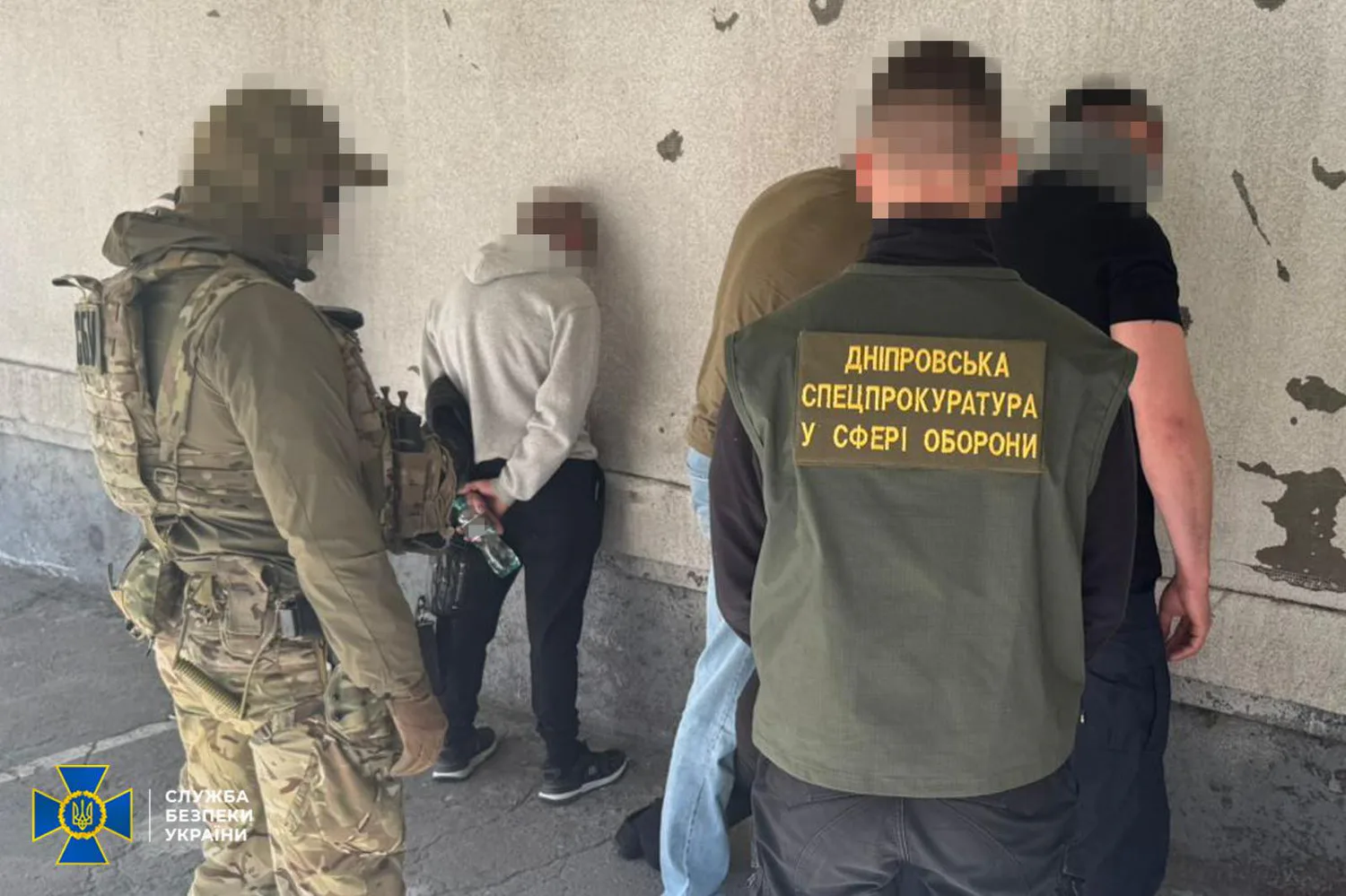 У Дніпрі затримали співробітника ТЦК, який вимагав у ветерана 1,5 …
