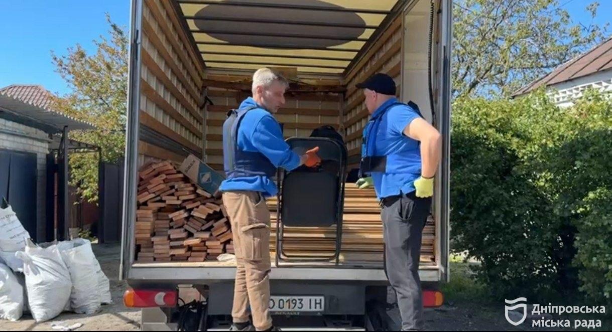 У Дніпрі ліквідовують наслідки нічної ворожої атаки 4 травня