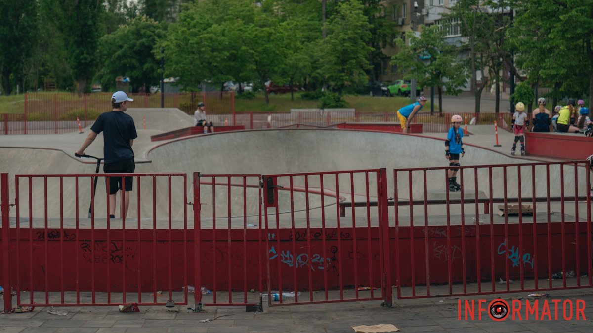 У Дніпрі перенесли вхід до скейт-парку у сквері Усачова