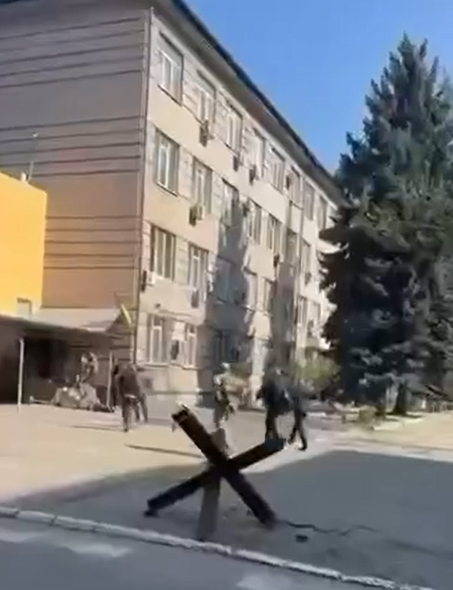 СБУ проводить обшуки в ТЦК у Дніпрі (ВІДЕО)