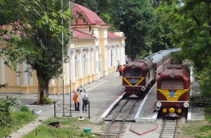У Дніпрі стартує новий сезон на дитячій залізниці: розклад та …